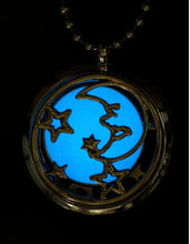 Load image into Gallery viewer, Moon and Stars Glow-in-the-Dark Essential Oil Locket Pendant
